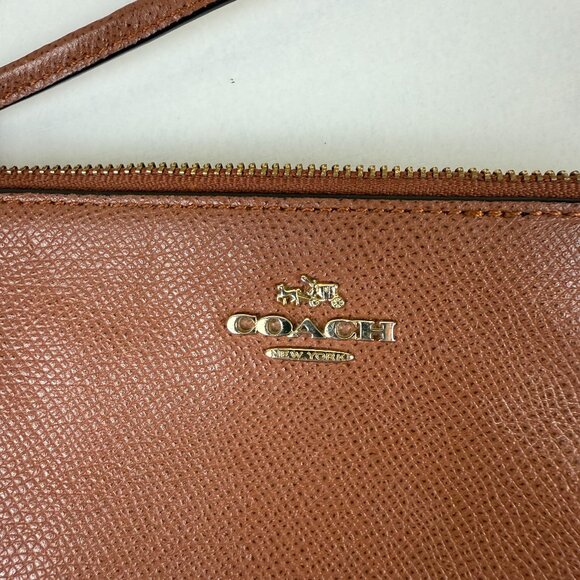 Bundle of Coach Wallet and Wristlet - Picture 4 of 12